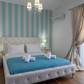 Zinovia's Luxury House, хотел в Каристос