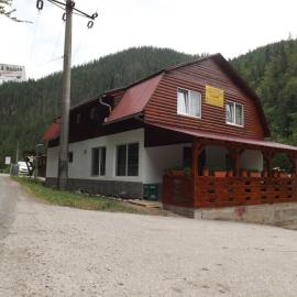 Cabana La Marian, hotel in Munună