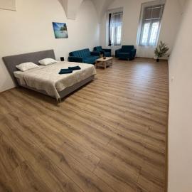 Velky moderny apartman v srdci mesta