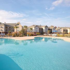 Wyndham Lake Marion 2BR Apartment with Resort Access, hotel v destinácii Santee