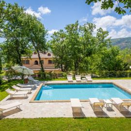 Villa Cresci con piscina Tuscan villa with pool near Sassetta thermal baths & Bolgheri Wine Route