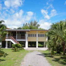 Cha-Am Beachside Detatched, hotel in Ban Sahakham
