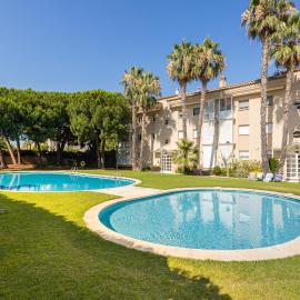 SeaBreezeHeaven - Sea View Apartment, Pool & Spacious Terrace with BBQ - 50m from Sant Pol Beach