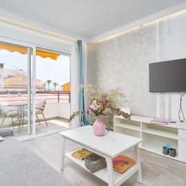 Beachside Bliss Pool & Tennis near Málaga, готель у місті Калета-де-Велес