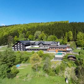 Waldhaus Ohlenbach, готель у місті Шмалленберг