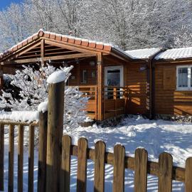 Le petit chalet des Vosges proche Gerardmer, hotel u gradu Corcieux