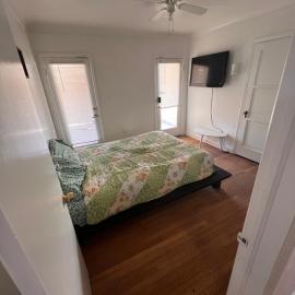 Downtown Neighborhood Room 3