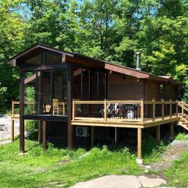 Lake Muskoka 3-bedroom Cottage - Pier 100 #30, hotel Port Carlingban