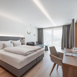 Hotel Traube – hotel w mieście Pettneu am Arlberg