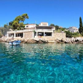 Apartments Miovic, hotel a Molunat
