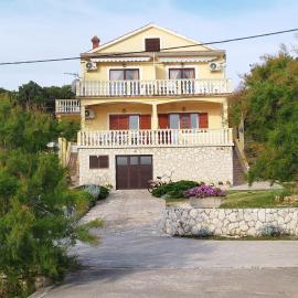 Apartments Grbac Veli Rat-Seaside, Hotel in Veli Rat