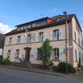 Gasthaus Schwanen، فندق في أوبركيرش