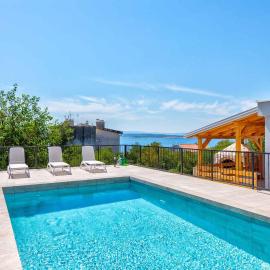 Apartment in Crikvenica 39161
