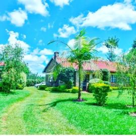 Pottersville Gardens, hotelli kohteessa Kandogo