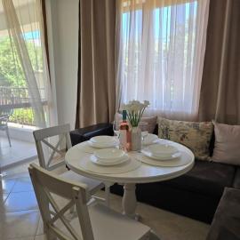 Elia Relax & Lux, Hotel in Aheloy