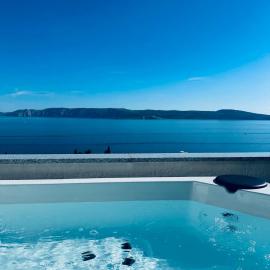 Double Olive Apartments in Novi Vinodolski - Croatian Adriatic, Kvarner bay, hotel in Novi Vinodolski