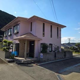 熊野鮎川宿, готель у місті Танабе