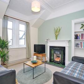 Bright and cosy central flat in Inverurie