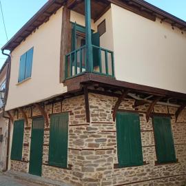 Heidis Haus, hotel in Polygryos