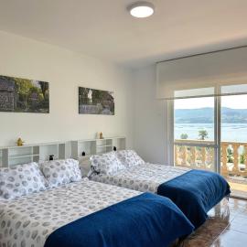 Casa para 10 personas junto a la playa entre Combarro y Sanxenxo "Casa Saqueta"