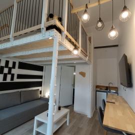 Mezzanine Clarette，卡爾艾普盧蓋的飯店