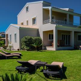 Roda Luxury Beach House, hotel en Rodas