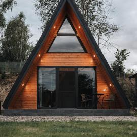Viesnīca The DREAM A-frame Cabin pilsētā Arpaşu de Sus