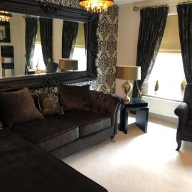 2-Bed Hillside House - Sleeps 4 Garden & Parking