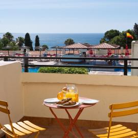 NEW! Dream Terrace Albufeira Ocean and Pool Views, Hotel in Bicas