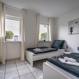 Voll ausgestattetes und möbliertes Apartment mit Einzelbetten - Küche - WLAN - Terrasse、バート・フィルベルのホテル