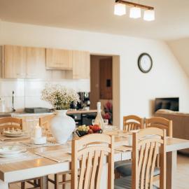 Rodzinny apartament FOLKER, hotel in Węgierska Górka