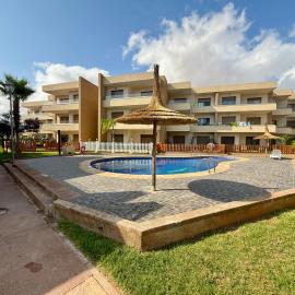 Appartement de LUXE à la MARINA de SAÏDIA Résidence TAMARIS, Vue PISCINE, Parking VIP, hotel i Saïdia