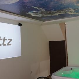 Jacuzzi Sensation, hotel v Belehrade