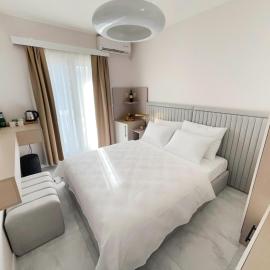 The House Rooms