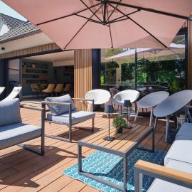 Paris Garden River residence, hotel u gradu 'Créteil'