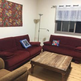 שלוות חן, hotel u gradu Kacrin