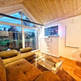 Tiny House Village, hotel u gradu Abrahamovce