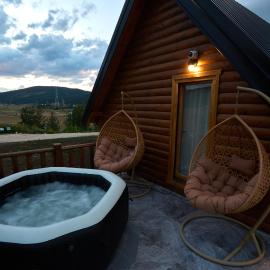 Arhetip, Kikina Villa, hotel a Njegovuđa