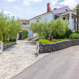 Apartments Cerovic