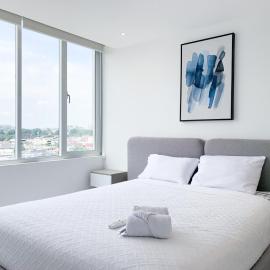 Suites de lujo cerca del WORLD TRADE CENTER, Parking Gratis, GYM, PISCINA, hotell sihtkohas Guayaquil