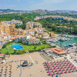 Seaside Golf haven in Cabopino Marbella