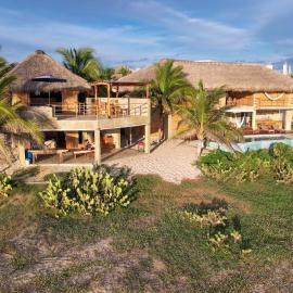 UtopiAmar Beach House & Suites, hotel v destinácii Santa María Tonameca