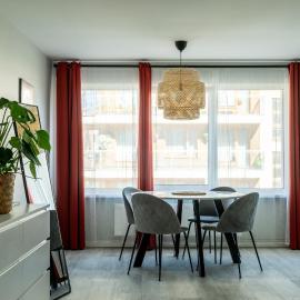 Sigulda Centre Apartment with Balcony & Garden views, hotell Siguldas