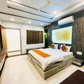 Hotel Sai Kripa Chittorgarh AC OR NON AC ROOM, hôtel à Chittorgarh