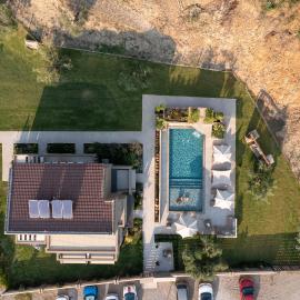 Pournari Mountain Rooms, ξενοδοχείο στην Τορώνη