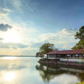 EKHO Lake House - From Colonial Bungalow to Royal Retreat, hotel i Polonnaruwa