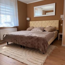 Appartement 2a - Gemütliche Wohnung mit Küchenzeile, Bad und Balkon