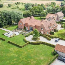 HuysHoeve, Hotel in Knokke-Heist
