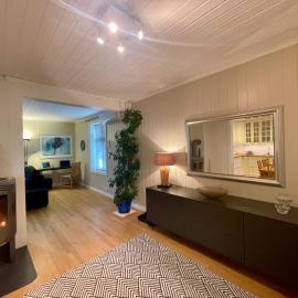 Charming Villa Central Moss for 6-8 people, hotel sa Moss