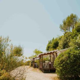 Camping VAL FLEURI ATC Cagnes-Sur-Mer, hotel u gradu 'Cagnes-sur-Mer'